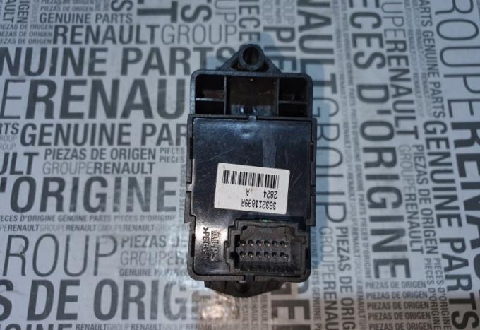 Выключатель стояночного тормоза Renault Megane 3 363211899R