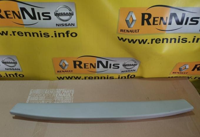 Обшивка крышки багажника верхняя Renault Megane 3 909040006R