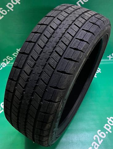 235/45 R19 Centara Winter RX621 зимние нешипованные