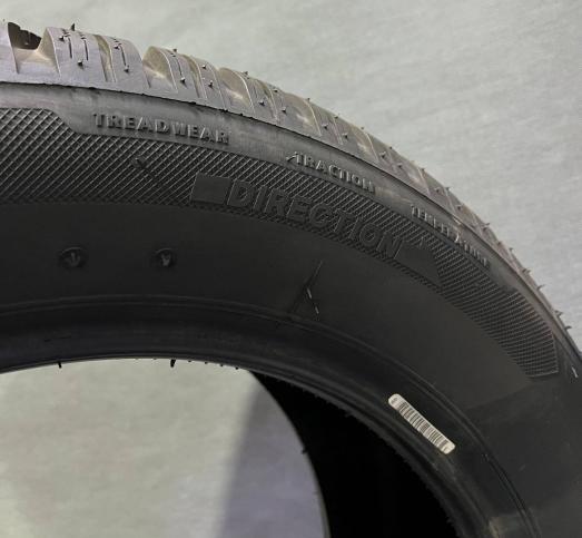 Lassa Snoways 4 215/55 R17