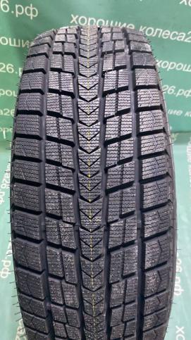 215/65 R16 Nexen Winguard Ice SUV зимние нешипованные