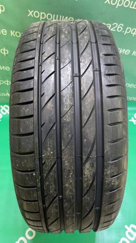 235/45 R17 Maxxis Victra Sport VS5 летние