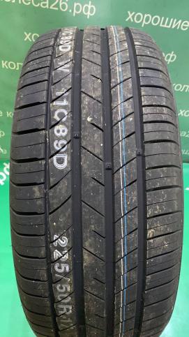 225/50 R17 Kumho Ecsta HS52 летние