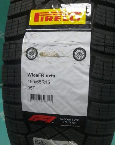 Pirelli Ice Zero FR 195/65 R15