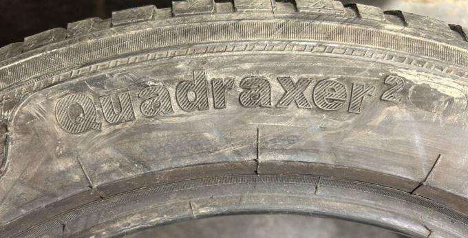 Kleber Quadraxer 2 215/55 R17 98W