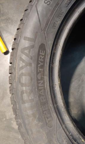 Uniroyal AllSeasonExpert 2 235/55 R17 103V