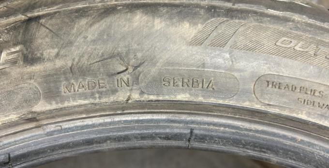 Riken UHP 235/45 R18 98W