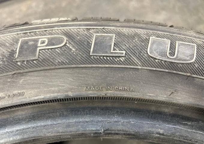 Tracmax Ice-Plus S210 245/45 R19 102V