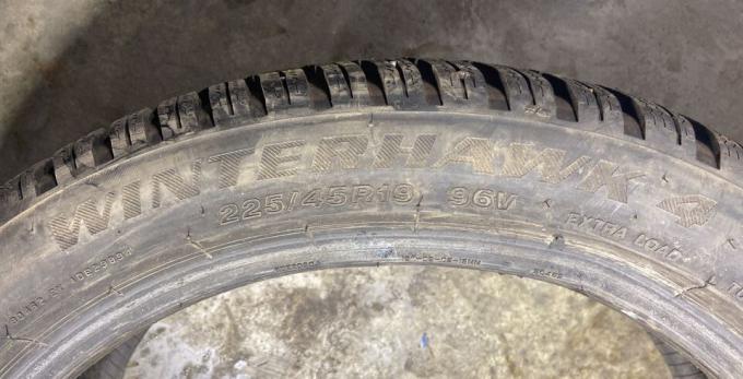 Firestone Winterhawk 4 225/45 R19 96V