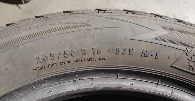 Uniroyal MS Plus 66 205/50 R16 87H