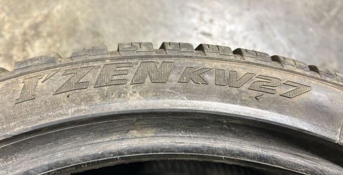 Kumho I'Zen KW27 225/40 R18 92V