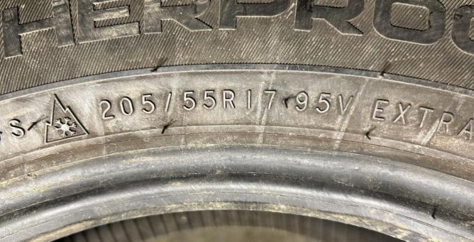 Nokian Tyres Weatherproof 205/55 R17 95V