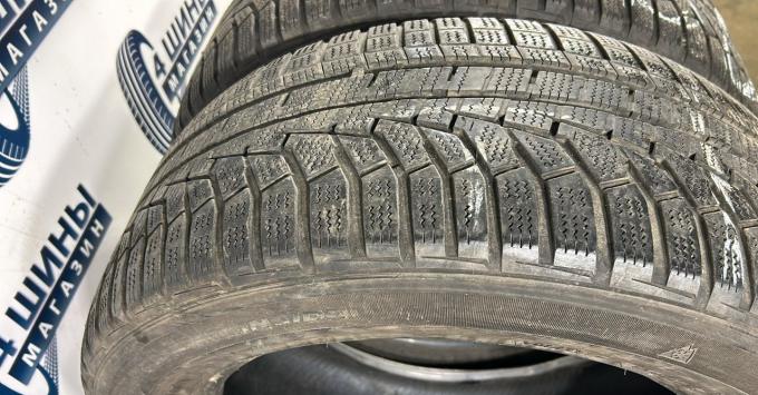 Hankook Winter I'Cept Evo2 W320 235/55 R17 103V