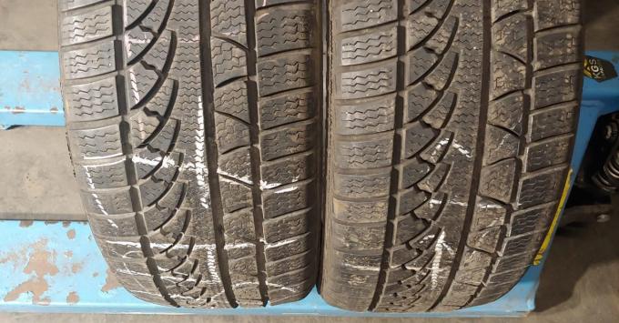 Petlas Snow Master W651 225/40 R18 92V