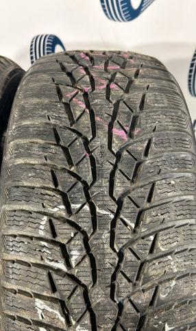 Nokian Tyres WR D4 215/55 R16 93H