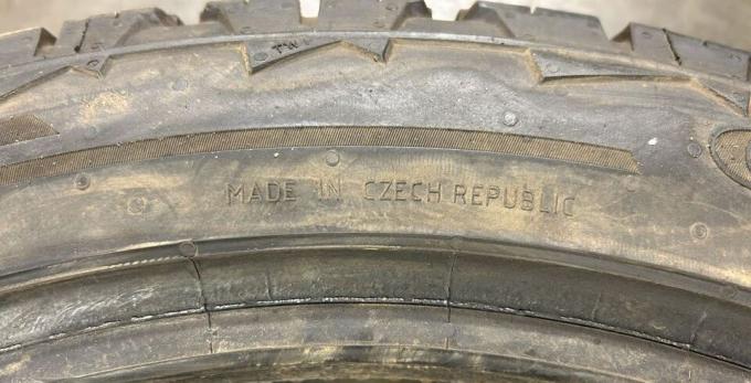 Continental CrossContact ATR 275/40 R20 106W