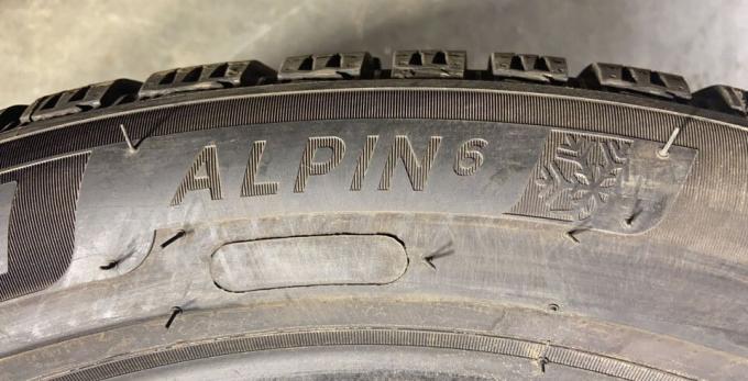 Michelin Alpin 6 225/50 R19 100H