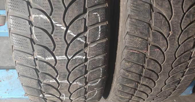 Bridgestone Blizzak LM-32 245/45 R18 100V