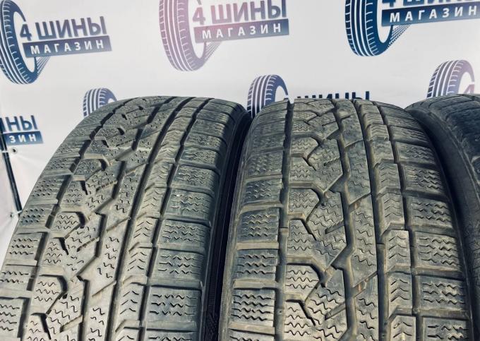 Kumho I'Zen RV Asymmetric 225/55 R18 102H