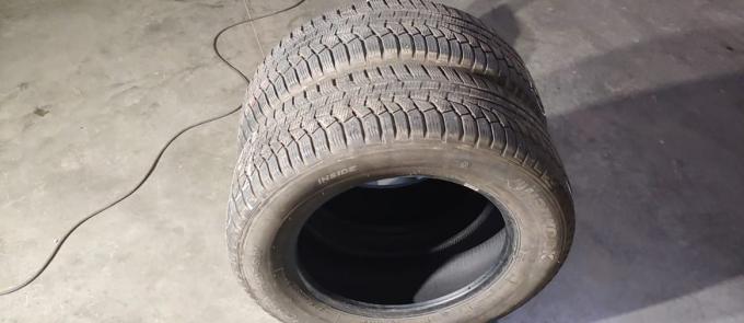 Hankook Winter I'Cept Evo2 W320A SUV 225/65 R17 102H