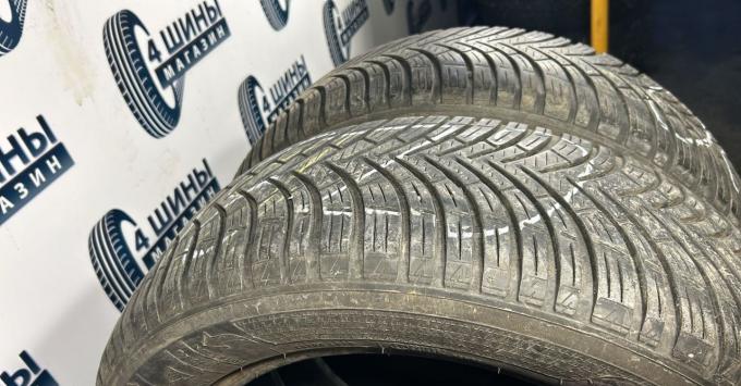 Kleber Quadraxer 2 215/55 R17 98W