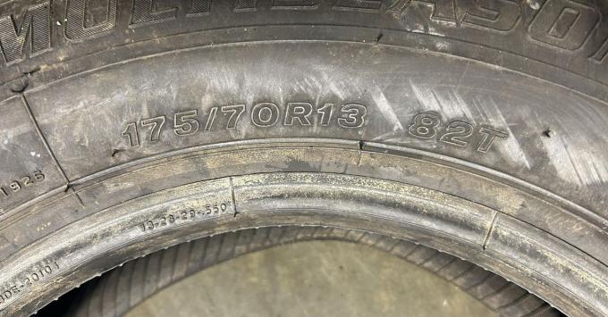 Firestone Multiseason 175/70 R13 82T