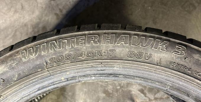 Firestone Winterhawk 3 205/45 R17 88V