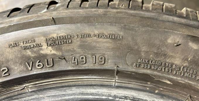 Bridgestone Blizzak LM-005 215/50 R18 92V