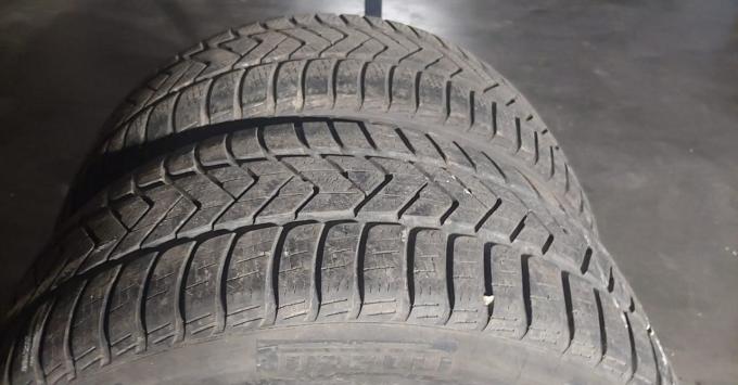 Pirelli Winter Sottozero 3 235/50 R18 101V