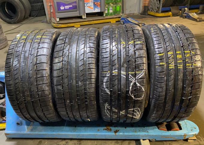 Michelin Pilot Sport PS2 235/40 R18 95Y