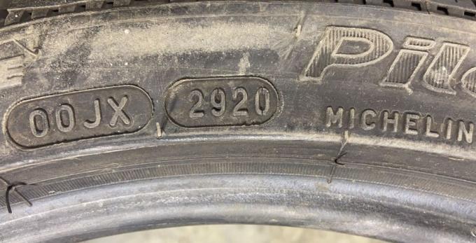 Michelin Pilot Alpin PA4 225/35 R19 88W