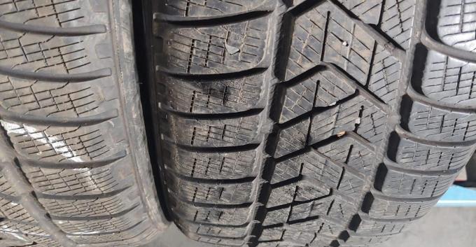 Pirelli Scorpion Winter 235/50 R19 103H