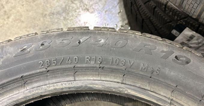 Pirelli Winter Sottozero 240 Serie II 285/40 R19 103V