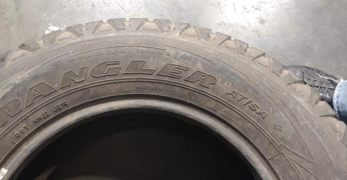 Goodyear Wrangler AT/SA+ 255/65 R17 110T