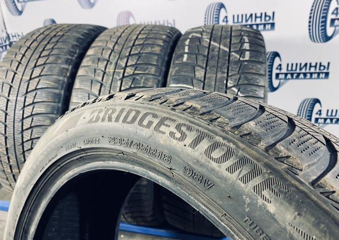 Bridgestone Blizzak LM-001 235/45 R18 98V