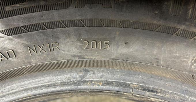 Esa-Tecar Super Grip 9 185/65 R15 88T