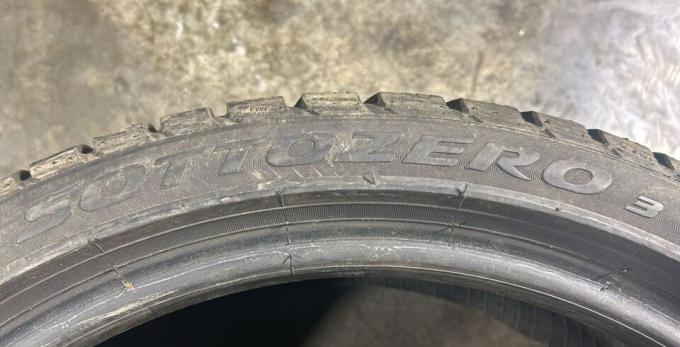 Pirelli Winter Sottozero 3 225/40 R18 92H