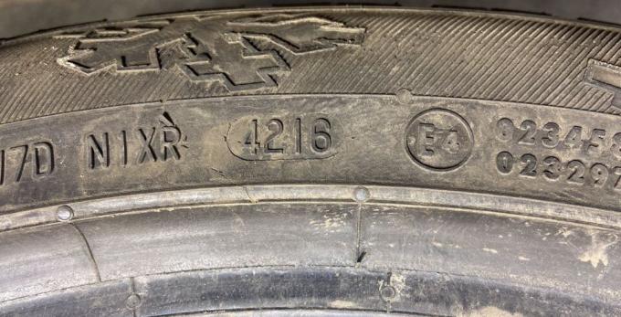 Continental ContiCrossContact Winter 295/35 R21 107V