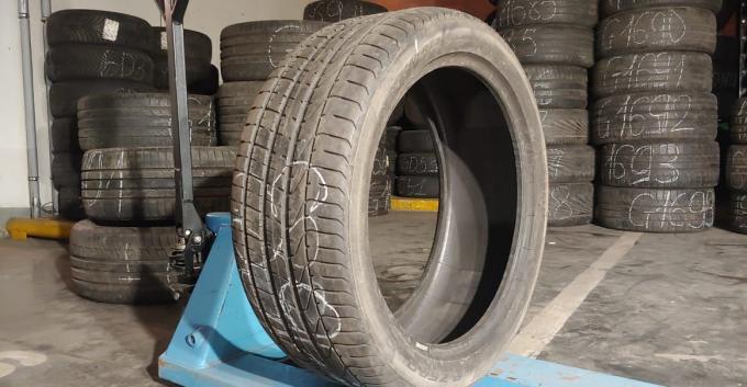 Pirelli P Zero 285/40 R22 106Y