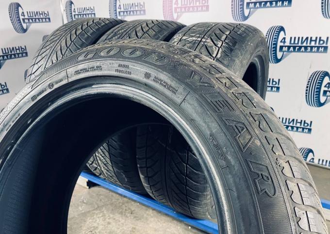 Goodyear UltraGrip 255/50 R19 107V