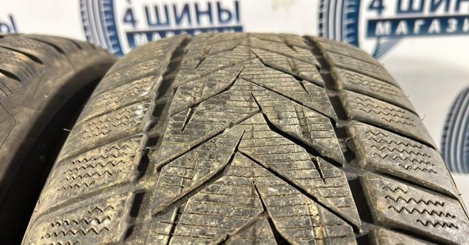 Vredestein Wintrac Xtreme S 235/55 R17 99H