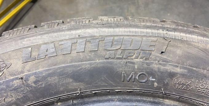 Michelin Latitude Alpin 255/50 R19 107H