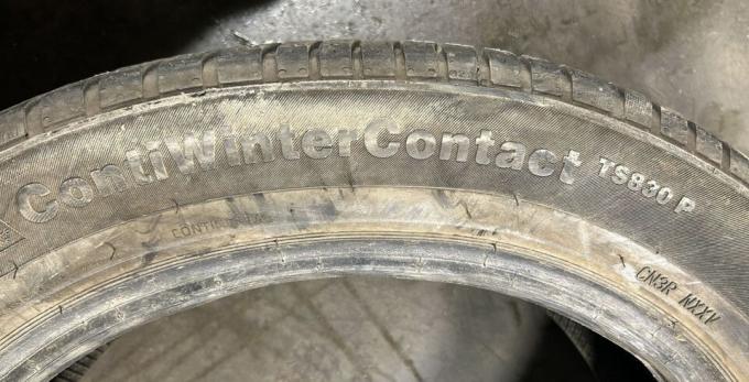 Continental ContiWinterContact TS 830 P 215/55 R17 98V