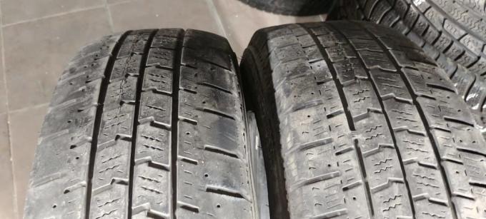 Goodyear Vector 4Seasons 225/50 R17 94V