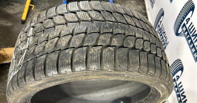 Bridgestone Blizzak LM-25 255/35 R18 94V