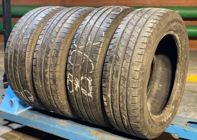 Goodyear EfficientGrip 195/60 R16 89H