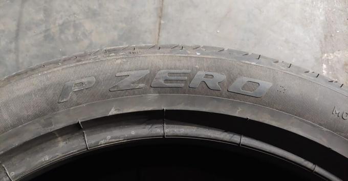 Pirelli P Zero 285/40 R22 106Y