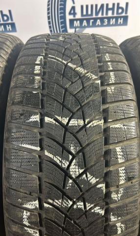 Goodyear UltraGrip Performance Gen-1 225/50 R18 99V