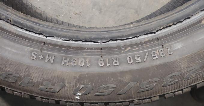 Pirelli Winter Sottozero 210 Serie II 235/50 R19 103H