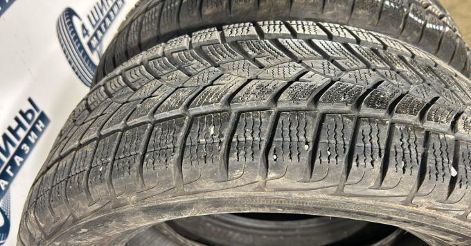 Goodyear UltraGrip Performance+ SUV 215/60 R17 96H